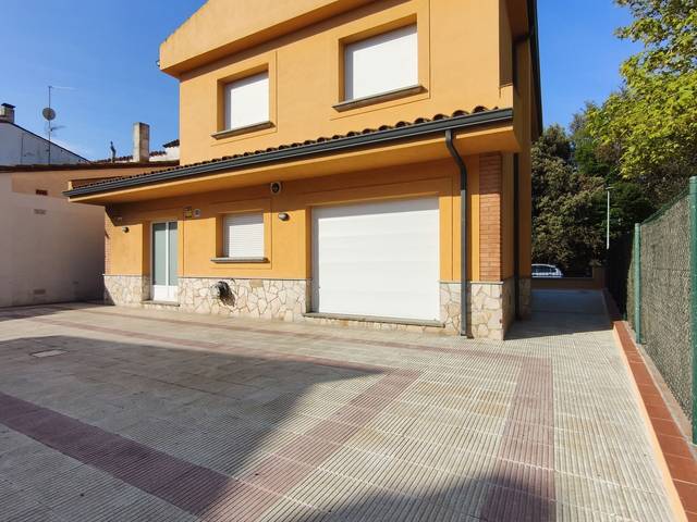 Casa-chalet en Alquiler en Quart