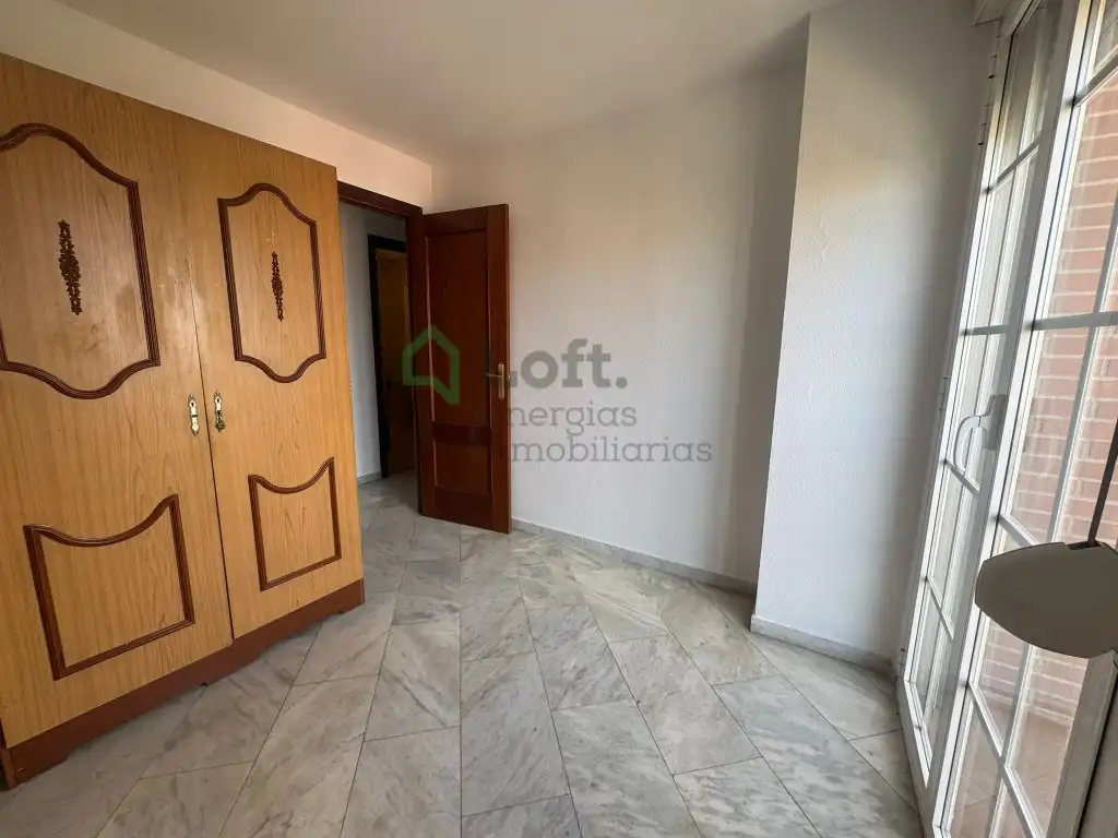 Habitación de Piso en venta en Badajoz con Balcón