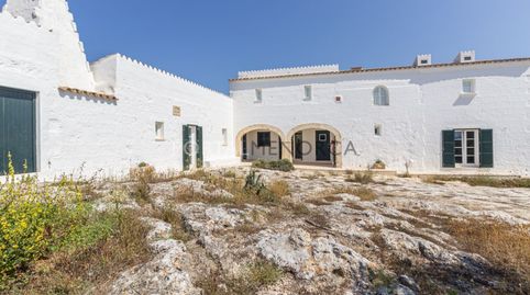 Finca rústica en venta en Menorca, reformada y con piscina