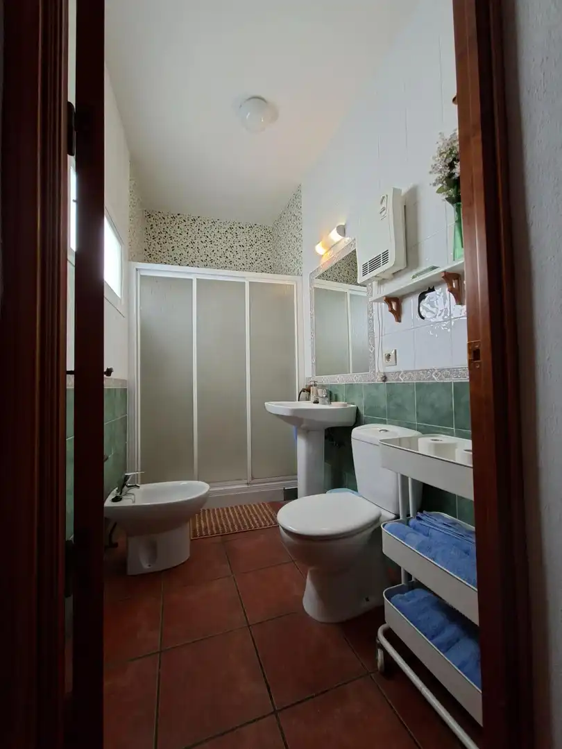 Baño de Casa o chalet en venta en Alanís con Terraza, Trastero y Amueblado
