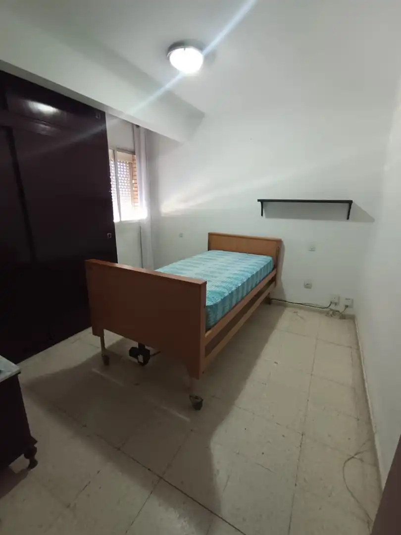 Bedroom of Flat for sale in San Juan de Aznalfarache  with Air Conditioner and Terrace