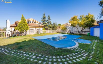 Jardí de Casa o xalet en venda en La Zubia amb Terrassa i Piscina