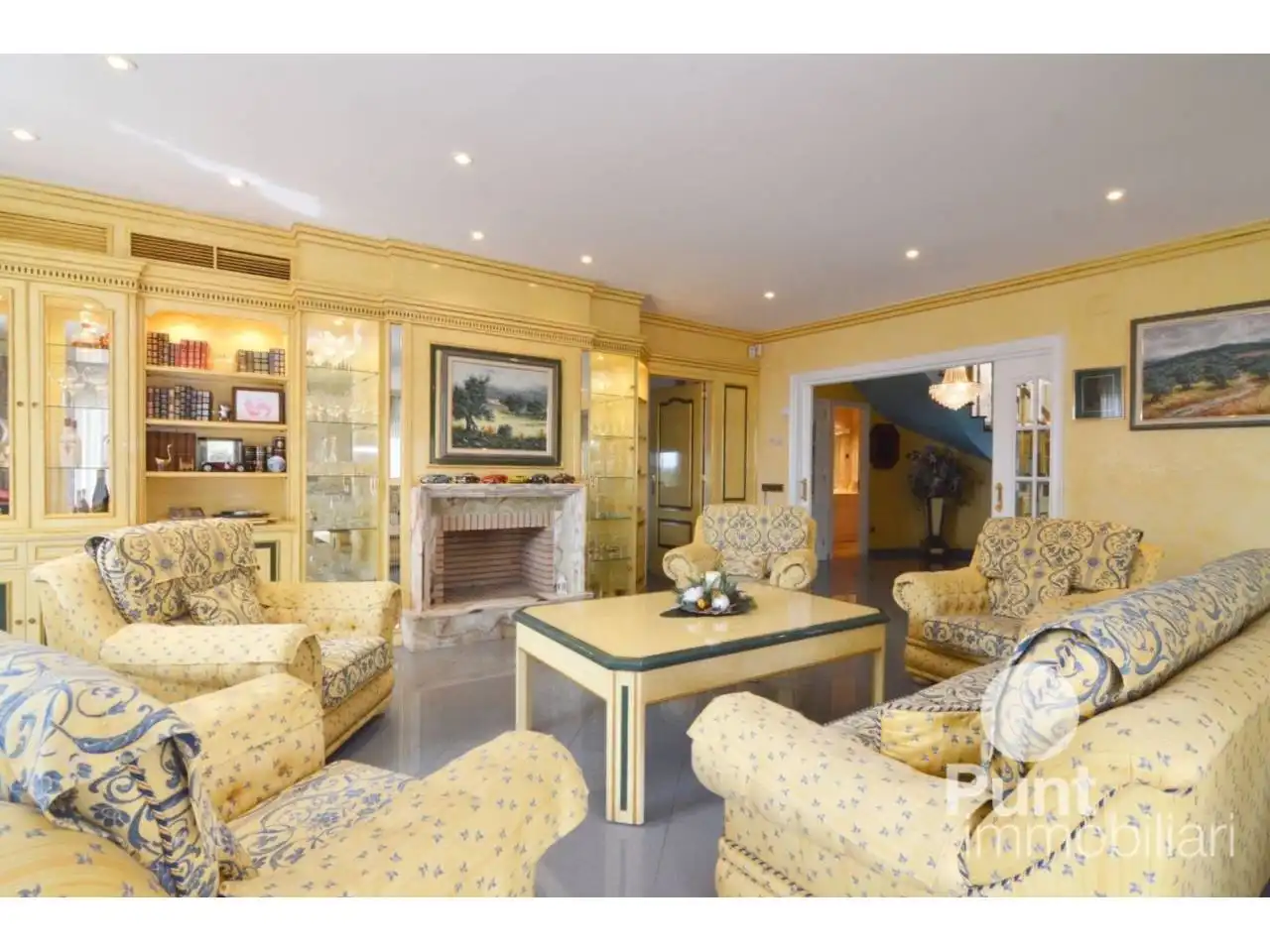 Sala d'estar de Casa o xalet en venda en Premià de Dalt amb Calefacció, Jardí privat i Terrassa