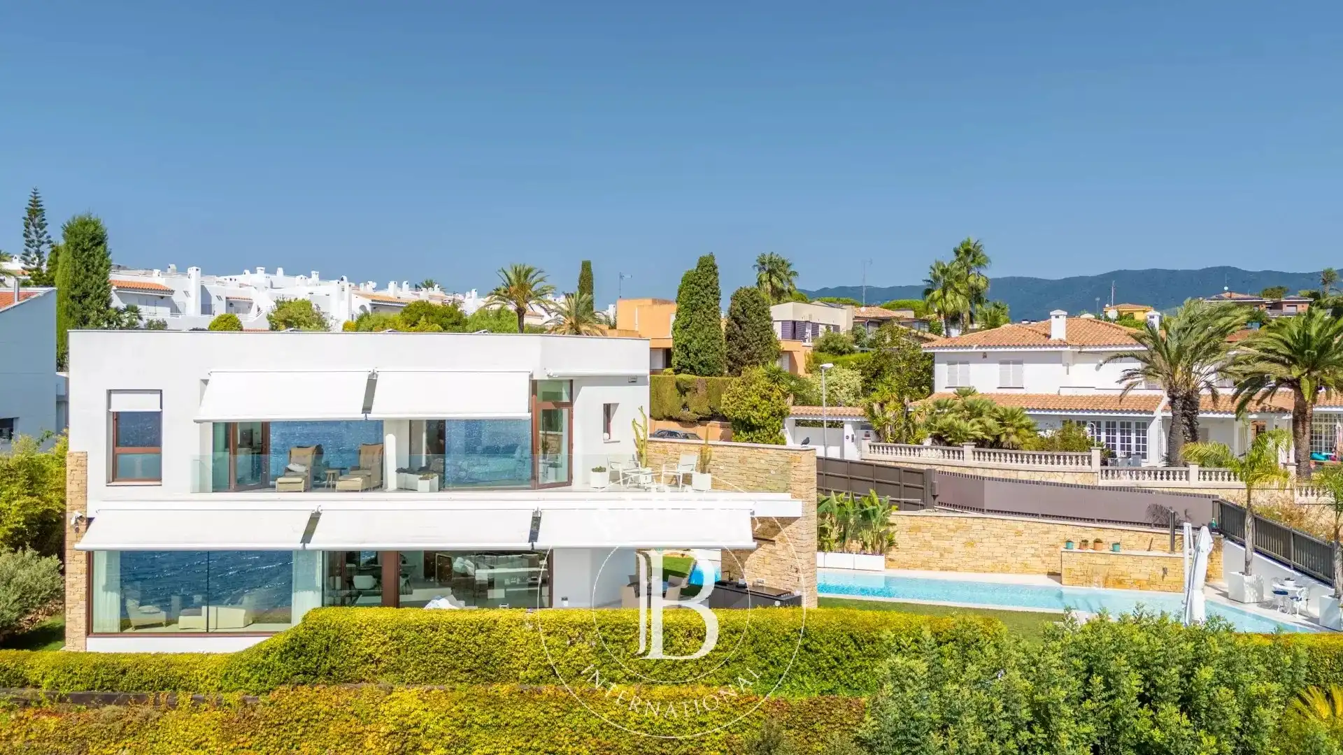 Casa con piscina in vendita a Urbanitzacions, imagen 3