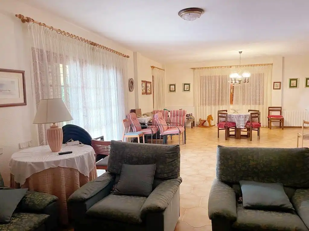 Detached house with pool for sale in Heliópolis, imagen 8