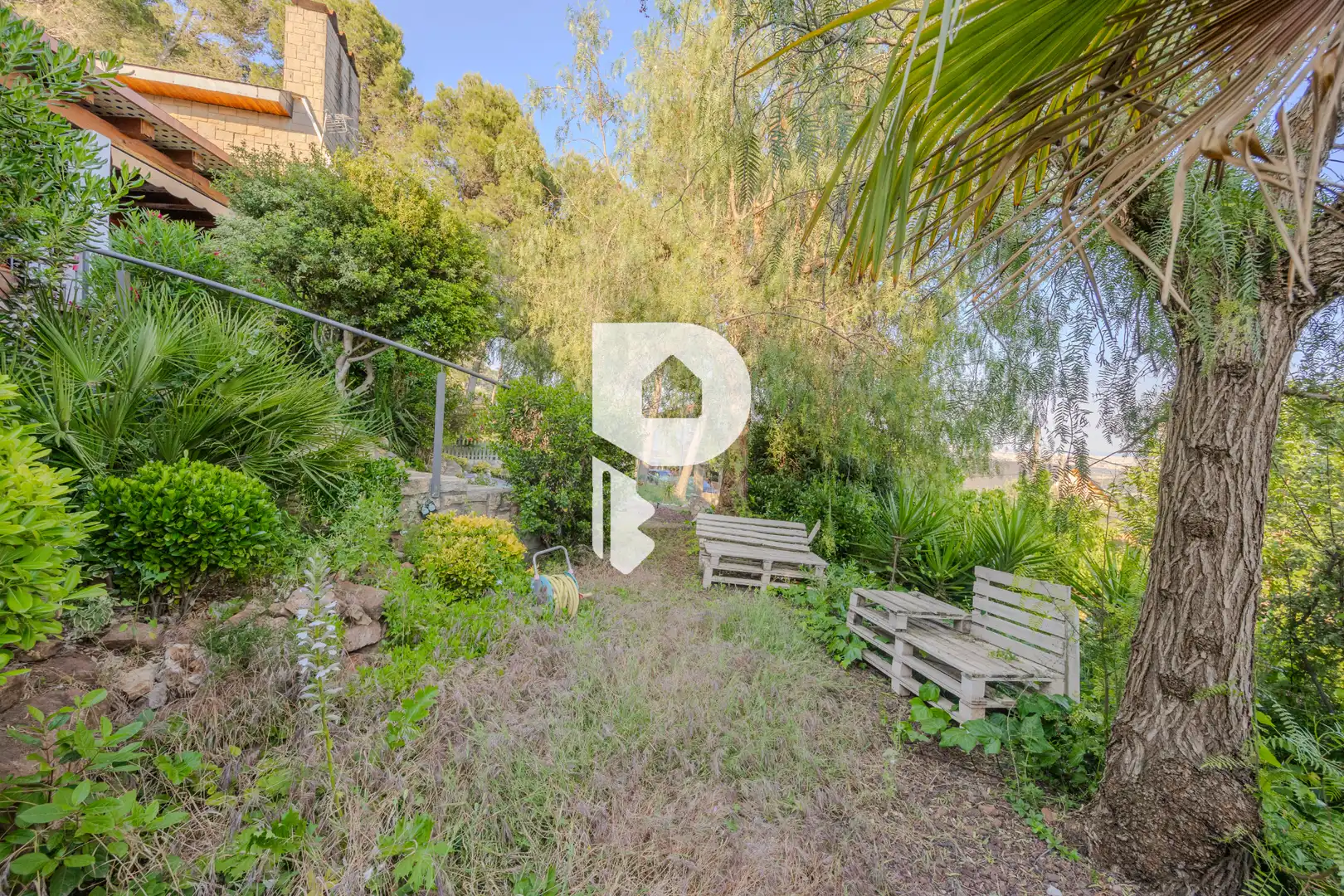 Garden of Houses for sale in Pallejà  with Air Conditioner, Heating and Private garden