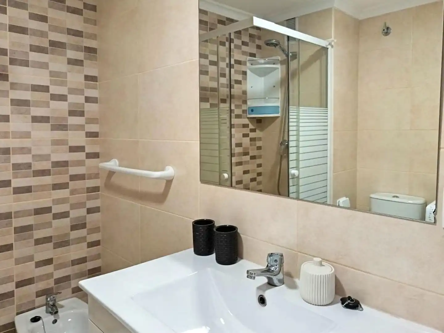 Baño de Apartamento en venta en Bellreguard con Terraza, Amueblado y Balcón