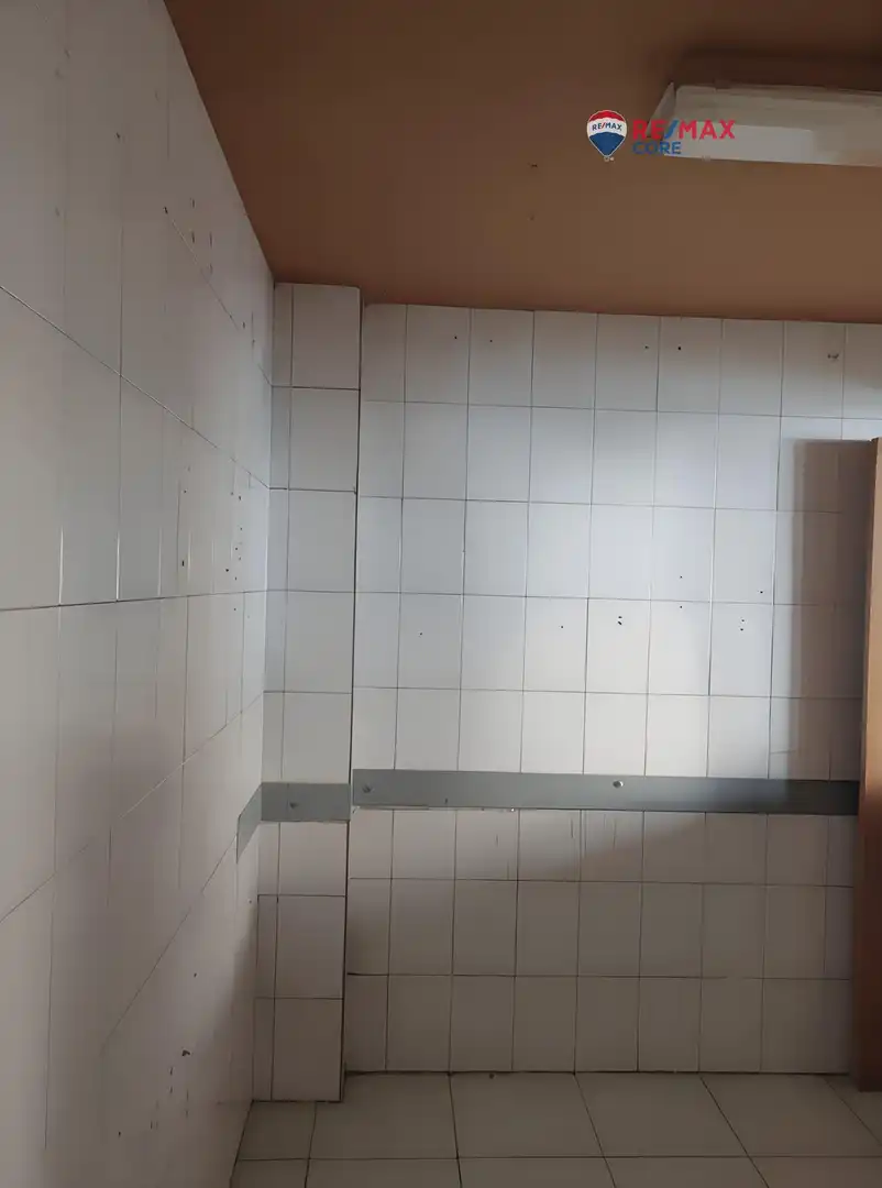 Baño de Local en venta en Cáceres