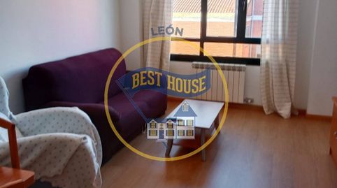 Foto 2 de Apartamento en venta en Villaquilambre, León