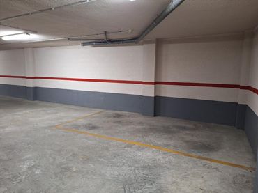 Individual en venta en Casc Urbà