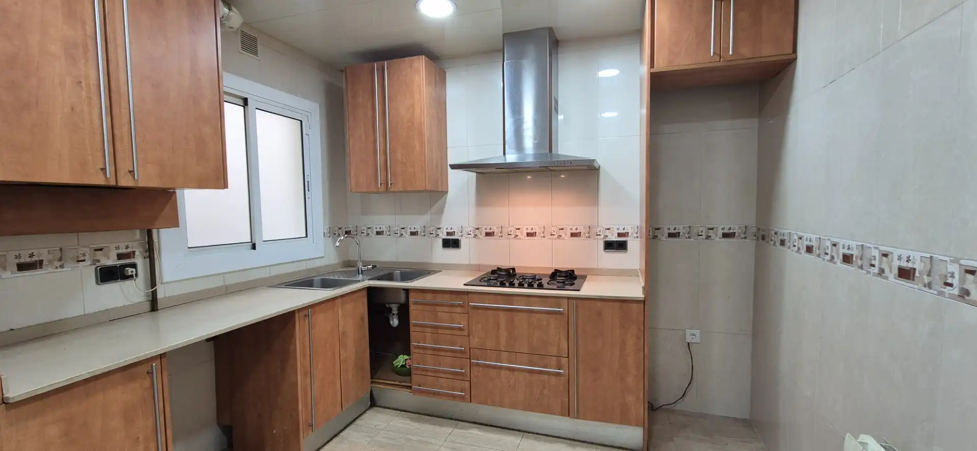 Cocina de Piso en venta en Barcelona con Aire acondicionado y Calefacción