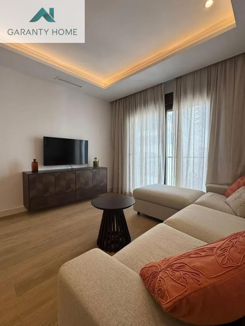 Living room of Planta baja to rent in Marbella  with Air Conditioner, Heating and Balcony