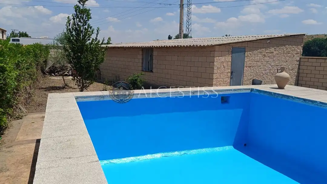 Piscina de Casa o xalet en venda en El Viso de San Juan amb Aire condicionat, Calefacció i Jardí privat