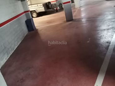 Individual en venda a Plaça de les Escoles Velles 13