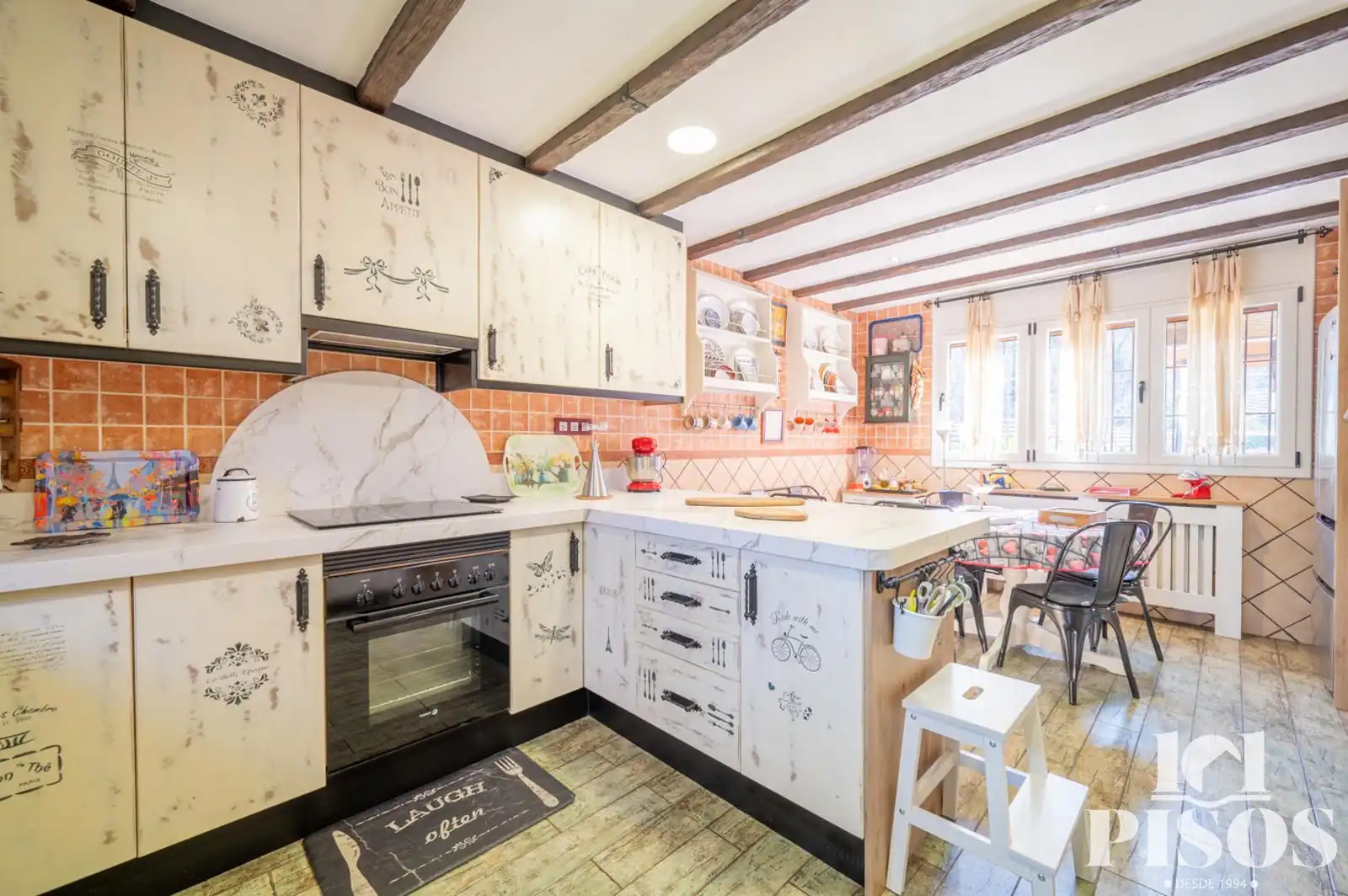 Cocina de Casa o chalet en venta en Rubí con Aire acondicionado, Calefacción y Trastero