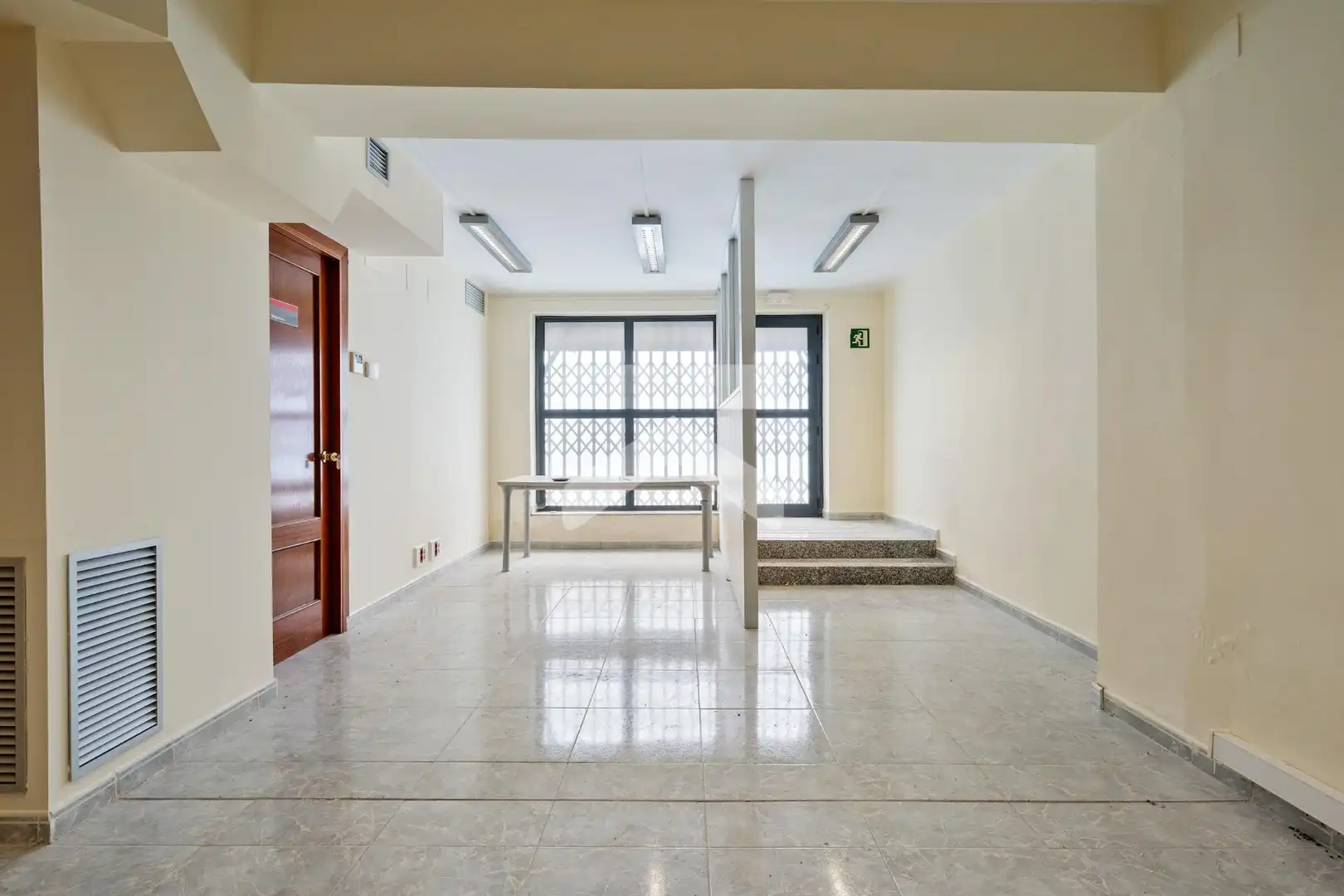 Buildings for sale in Tortosa