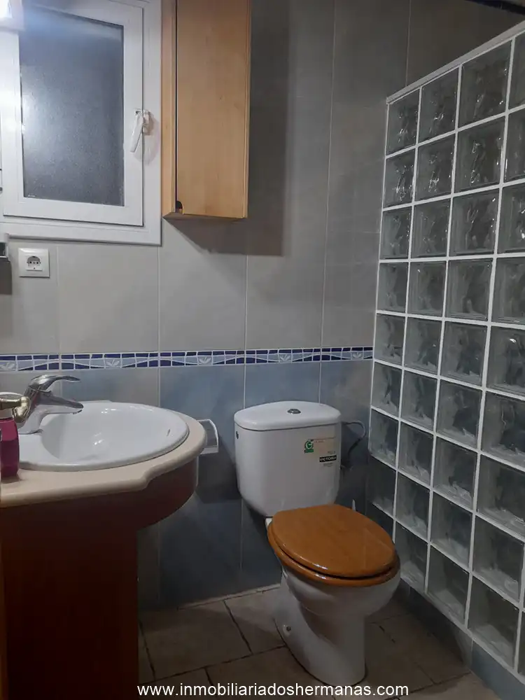 Badezimmer von Country house zum Verkauf in L'Ampolla