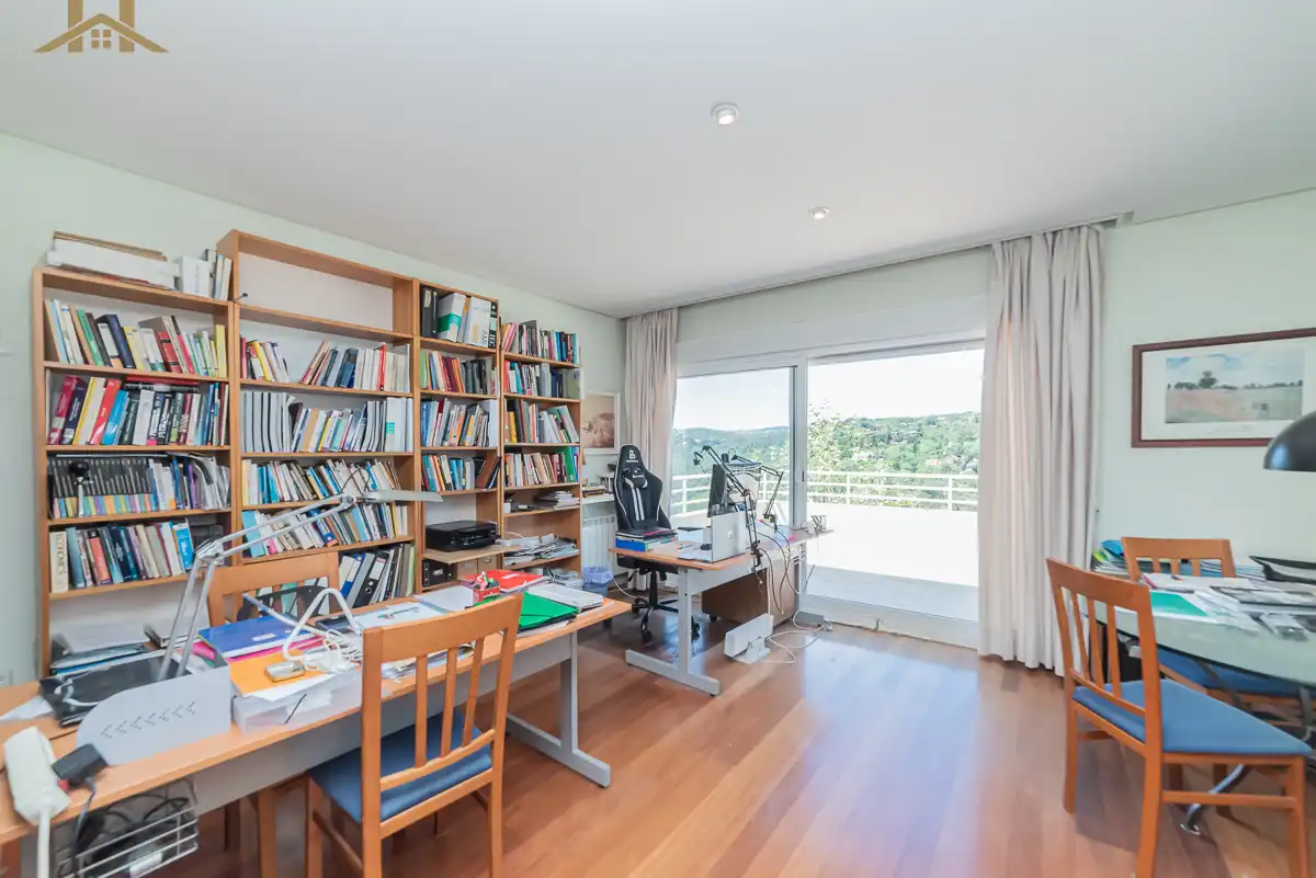 Haus oder Chalet zum Verkauf in Torrelodones mit Heizung, Privatgarten und Terrasse