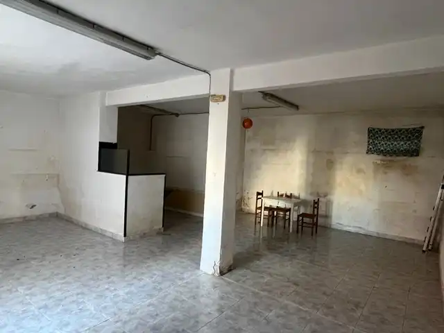 Gewerbefläche zum Verkauf in Calle Juan XXIII 8, imagen 4