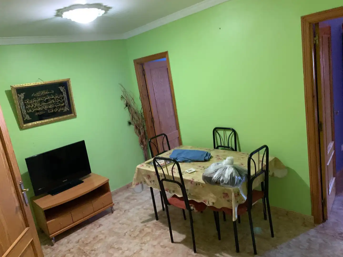 Menjador de Casa o xalet en venda en Algeciras amb Aire condicionat, Moblat i Forn