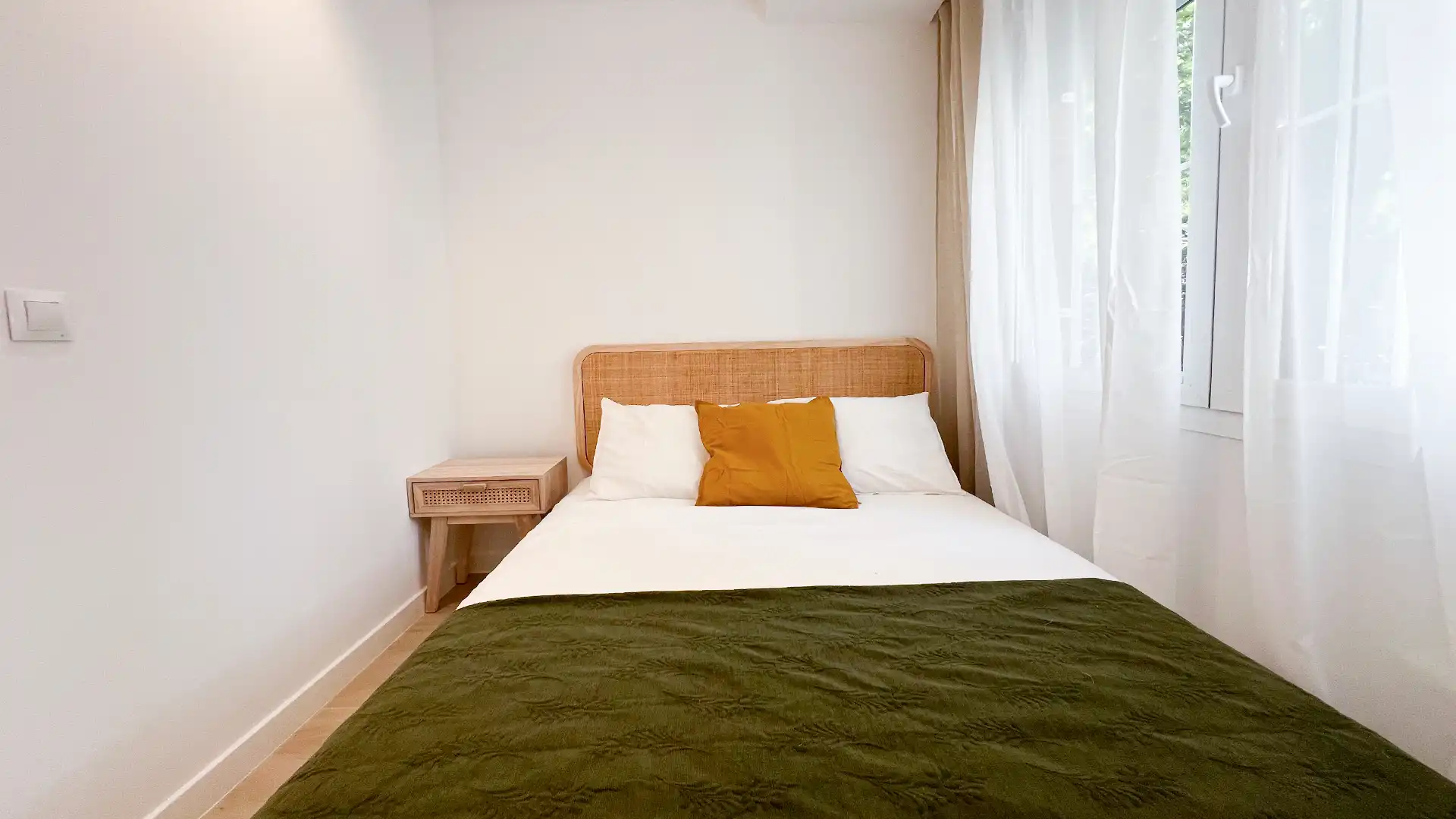 Bedroom of Flat for rent in Madrid  with Heating, Furnished and Oven