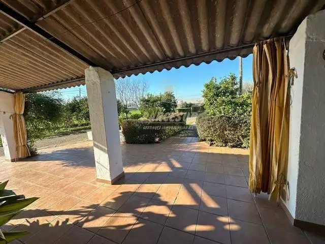 Casa rústica amb jardí en venda a Periurbano Oeste - Sierra, imagen 9