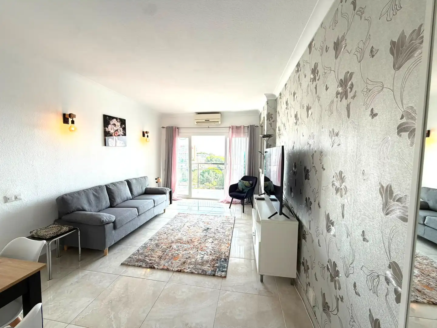 Wohnzimmer von Dachboden zum Verkauf in Benalmádena mit Möbliert und Gemeinschaftspool