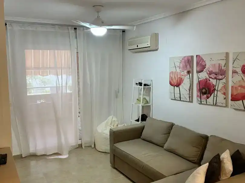 Sala d'estar de Apartament en venda en Oropesa del Mar / Orpesa amb Aire condicionat, Piscina i Balcó