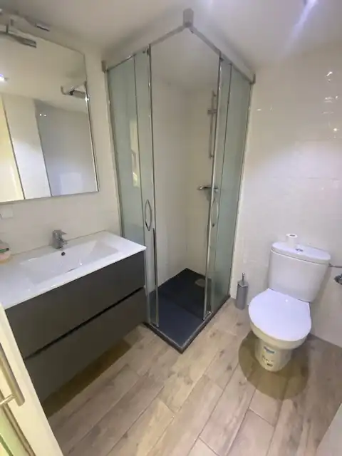 Bathroom of Apartments for rent in Salamanca  with Heating, Parquet flooring and Terrace