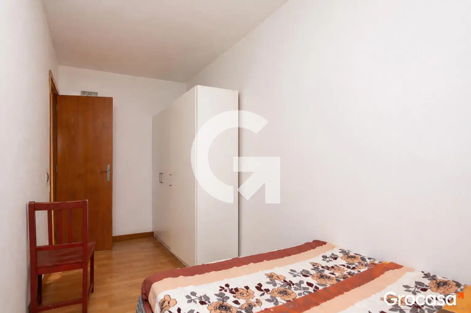 Bedroom of Duplexes for sale in L'Hospitalet de Llobregat  with Air Conditioner, Heating and Terrace