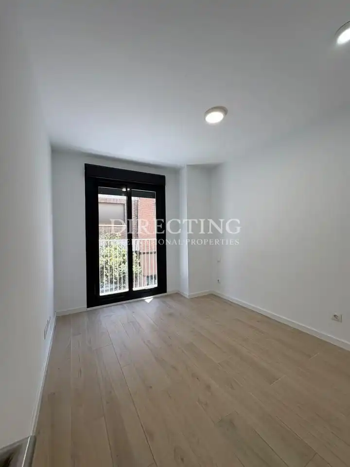 Habitación de Piso de alquiler en Madrid con Aire acondicionado, Balcón y Piscina comunitaria