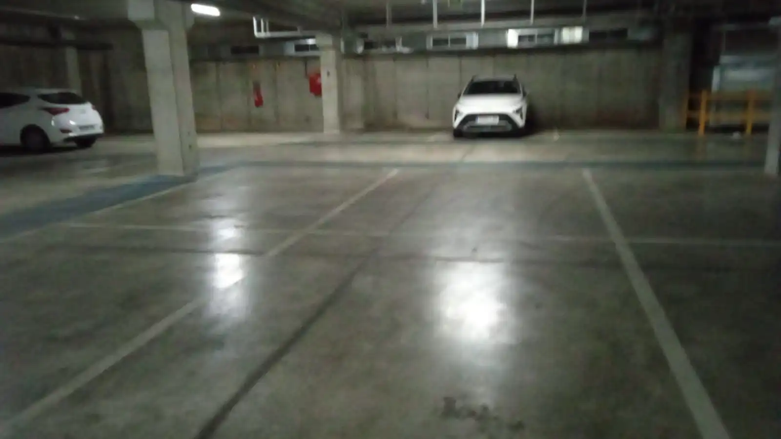 Parkplatz von Büro zur Miete in Reus mit Klimaanlage, Heizung und Internet