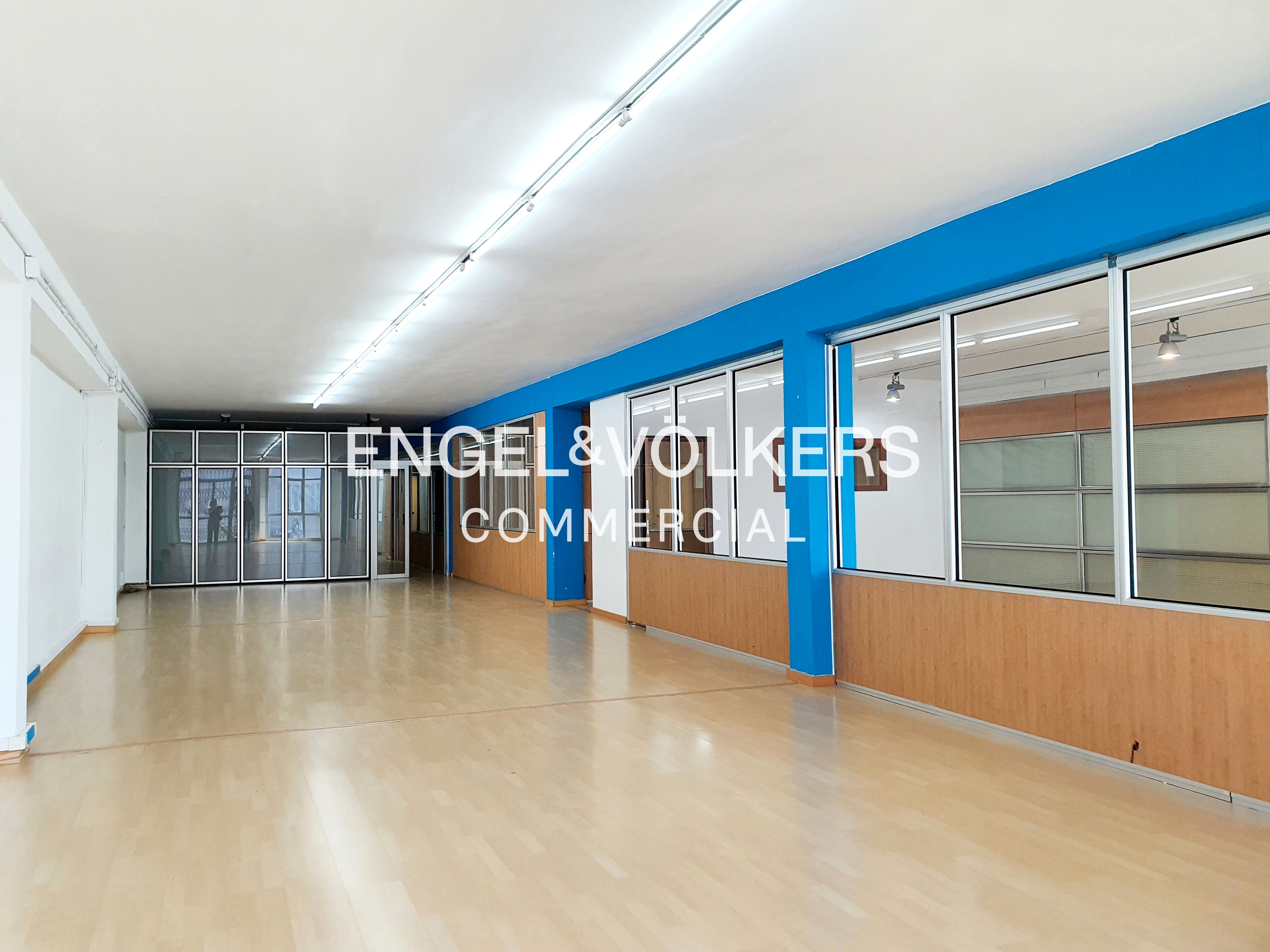 Industrial buildings to rent in  Barcelona Capital