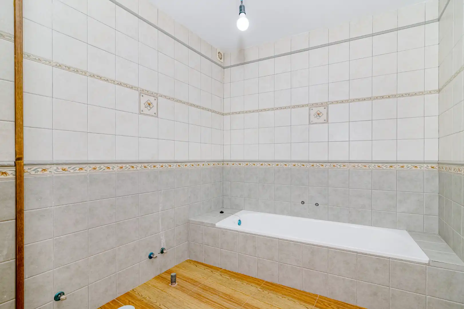 Inmuebles singulares con ascensor en venta en Calle Almenillas 2, imagen 48
