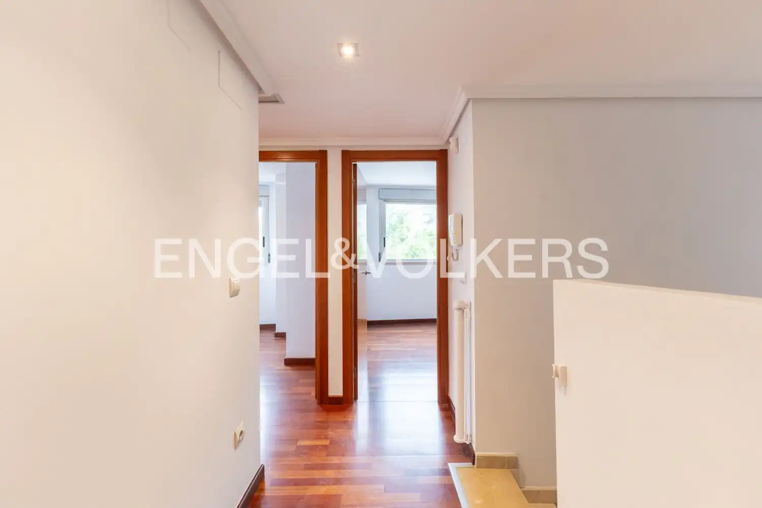 Duplexes for sale in Valencia  with Air Conditioner, Heating and Private garden
