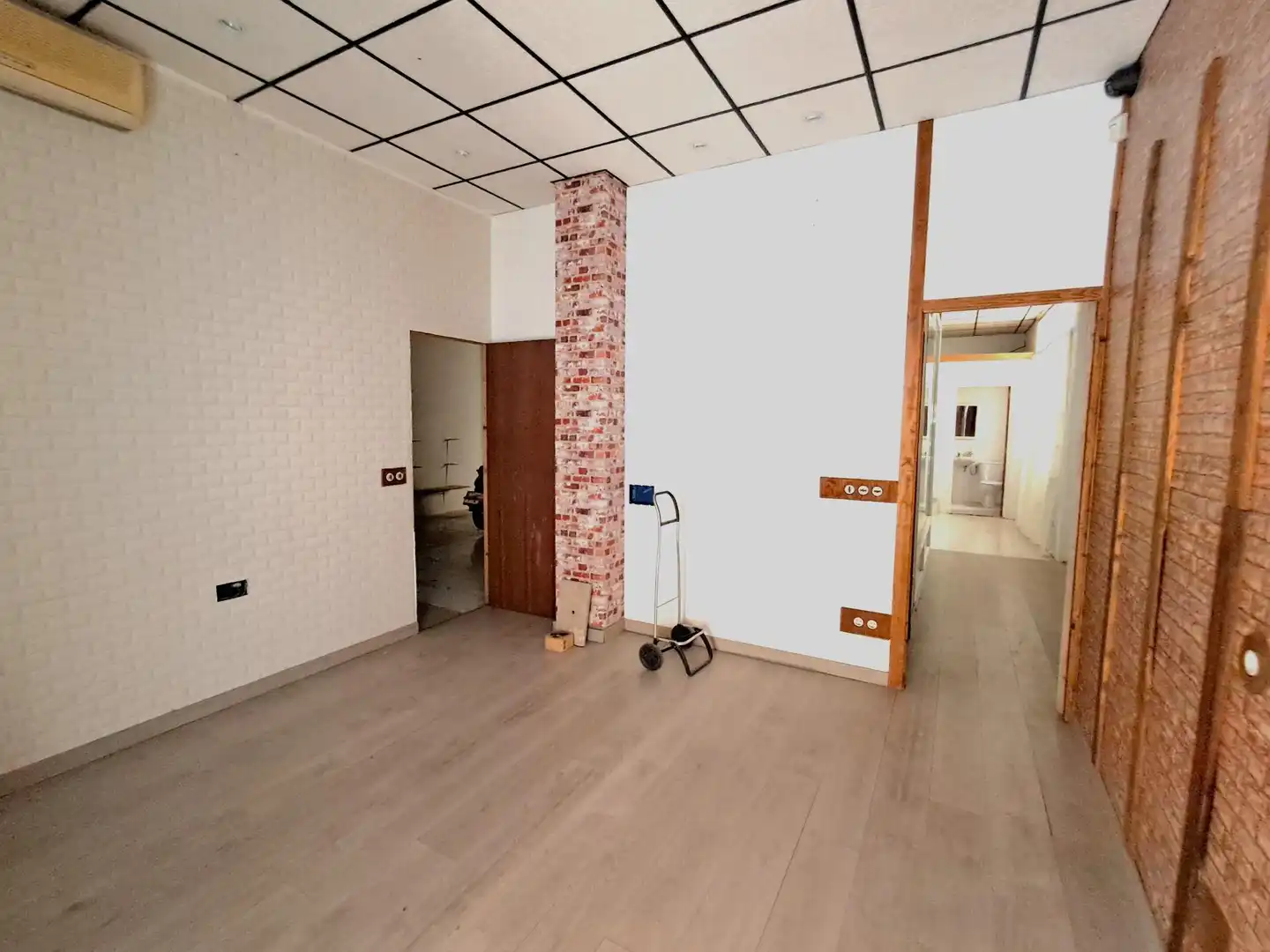 Local en venta en Águilas con Aire acondicionado