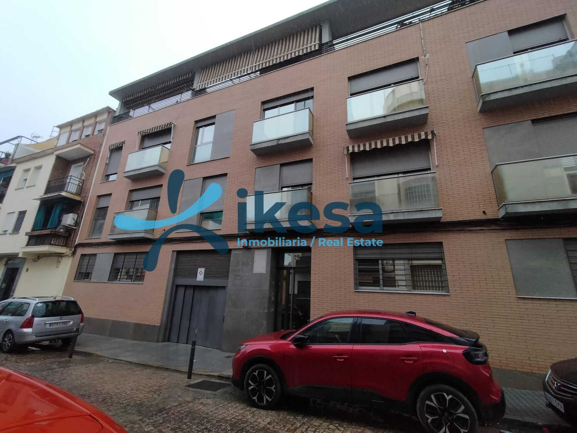 Vista exterior de Garatge en venda en  Córdoba Capital