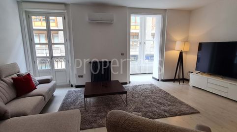 Foto 3 de Piso en venta en Centro, Ensanche, Vitoria - Gasteiz