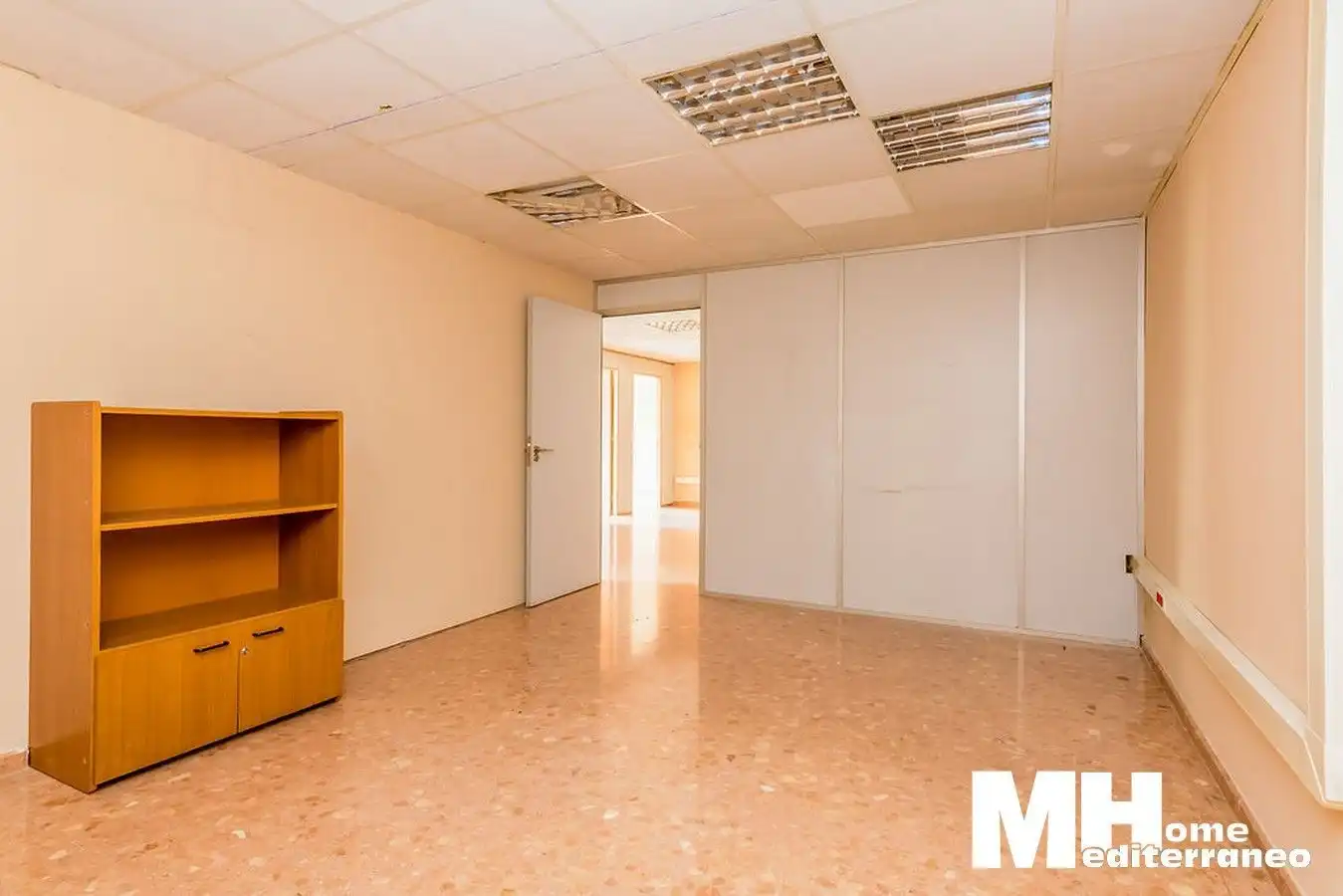 Office for sale in Vila-real  with Air Conditioner and Heating