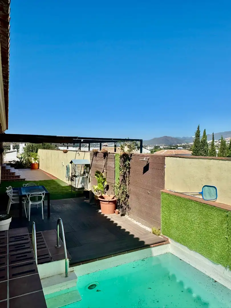 Chalet con piscina en venta en Calle Poleo de Sierrezuela 16, imagen 15