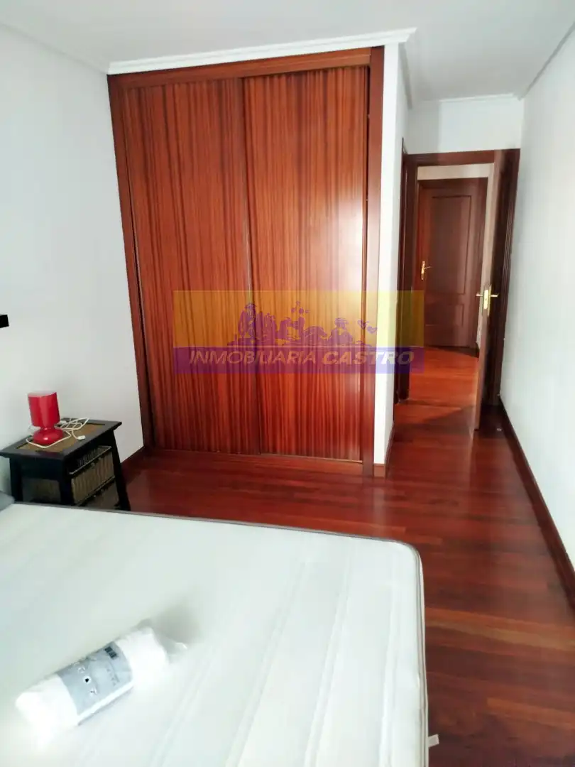 Schlafzimmer von Wohnung zur Miete in Castro-Urdiales mit Heizung, Möbliert und Balkon