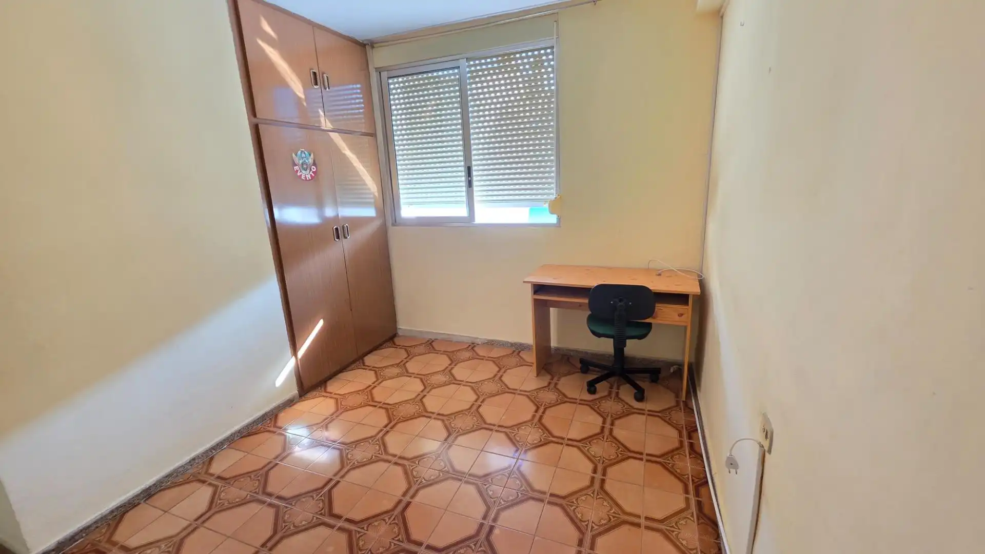 Bedroom of Flat for sale in Paterna
