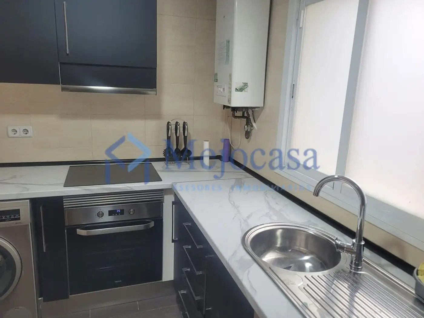 Flat with lift for sale in Calle del Lago Constanza, imagen 9