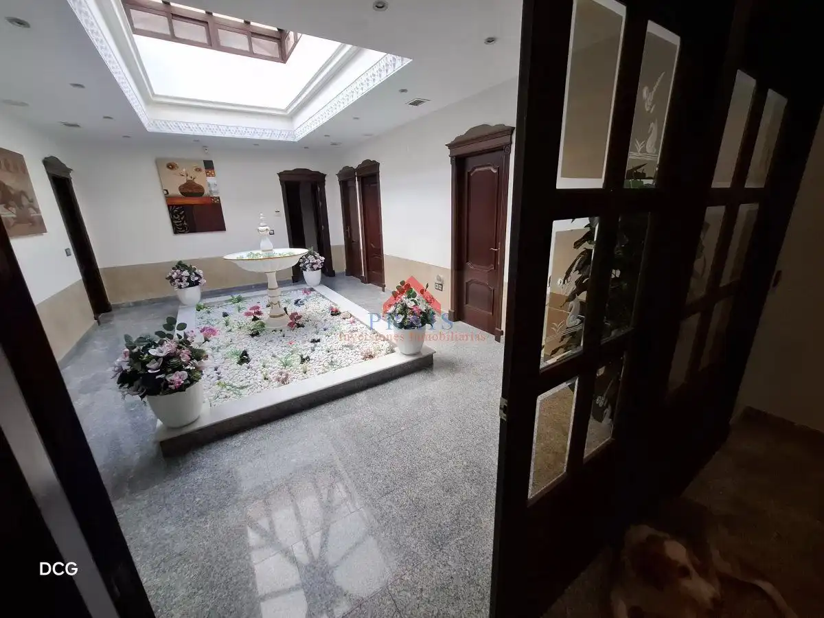Casa o chalet de alquiler en Utrera con Calefacción, Piscina y Amueblado