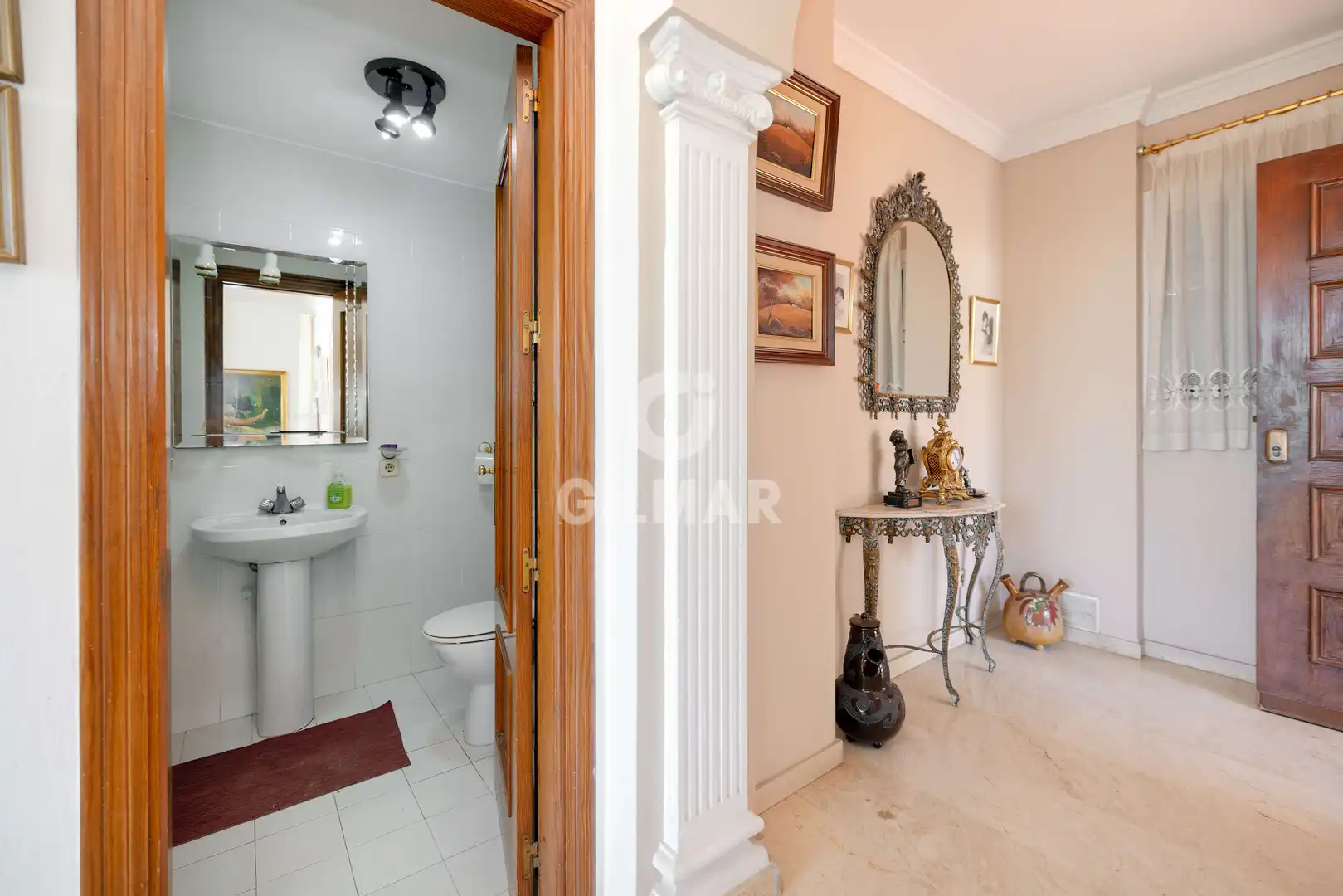 Vista exterior de Casa adosada en venta en Marbella