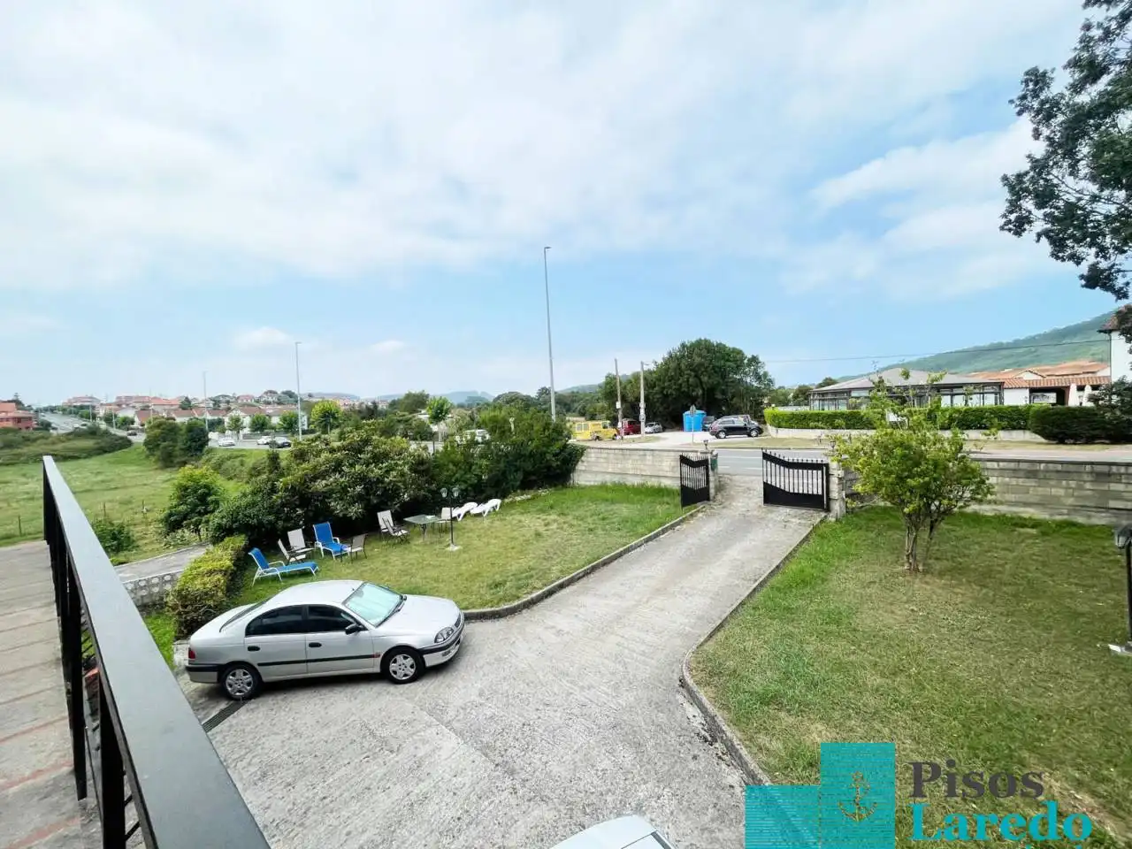 Exterior view of Houses for sale in Argoños   with Heating, Private garden and Parquet flooring