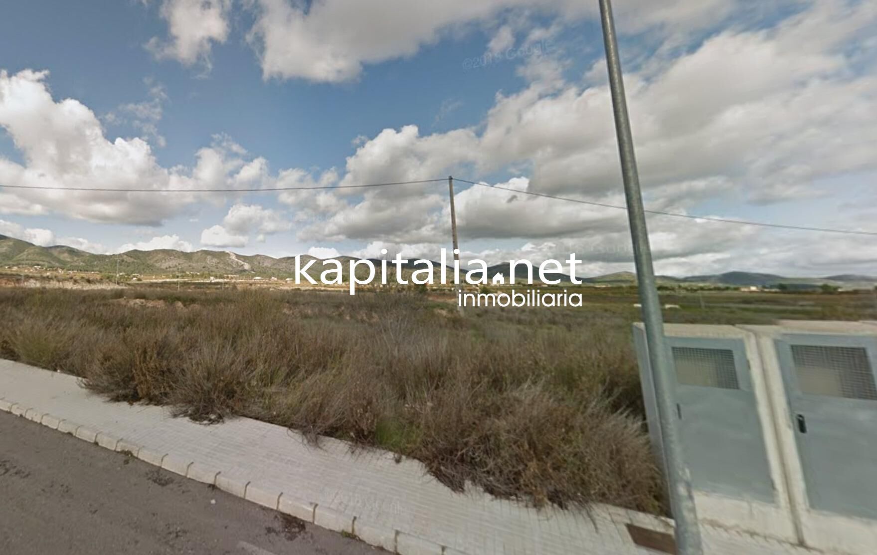 Terreny industrial en venda en Aielo de Malferit