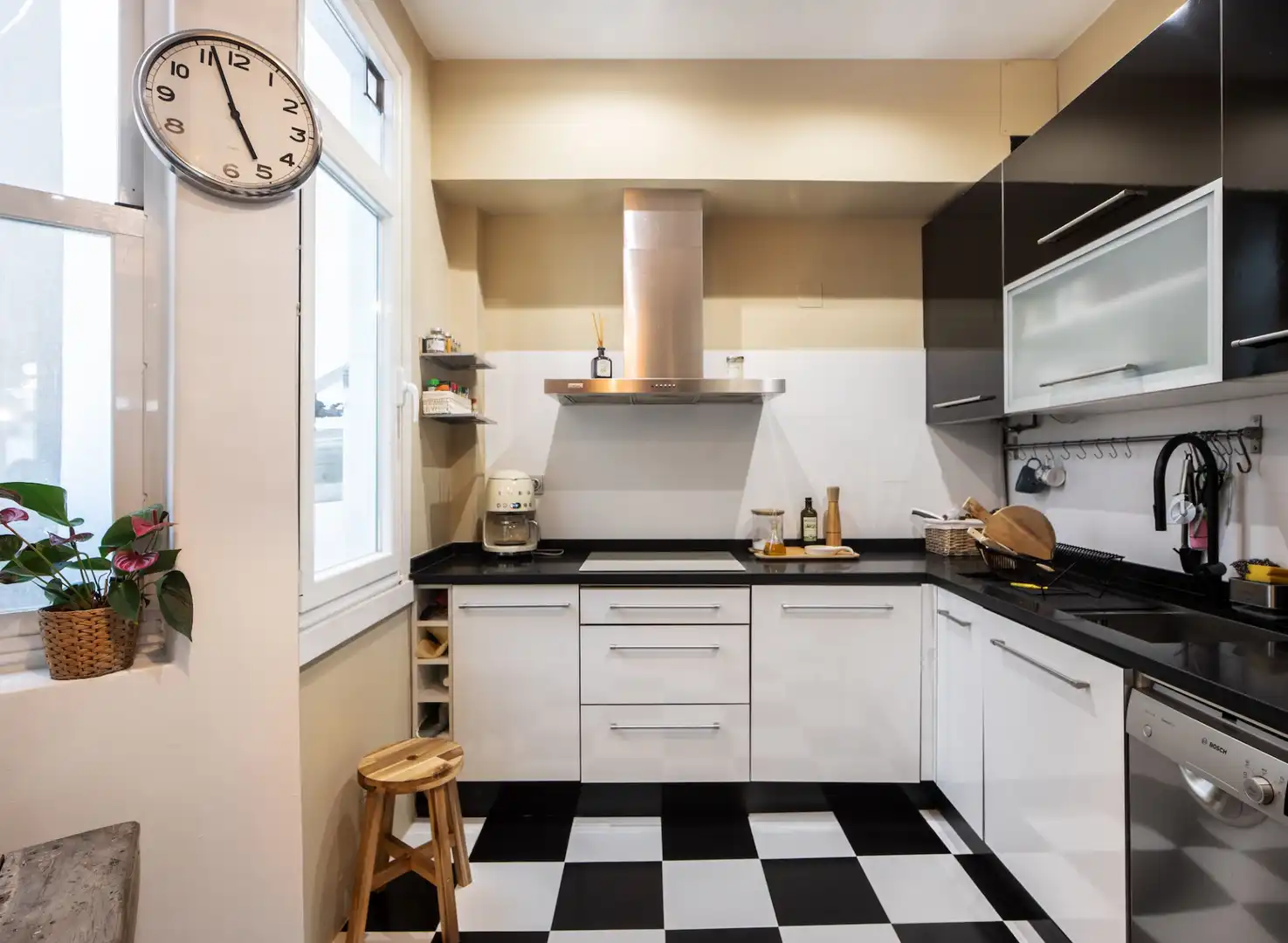 Cocina de Piso en venta en A Coruña Capital  con Calefacción, Amueblado y Horno