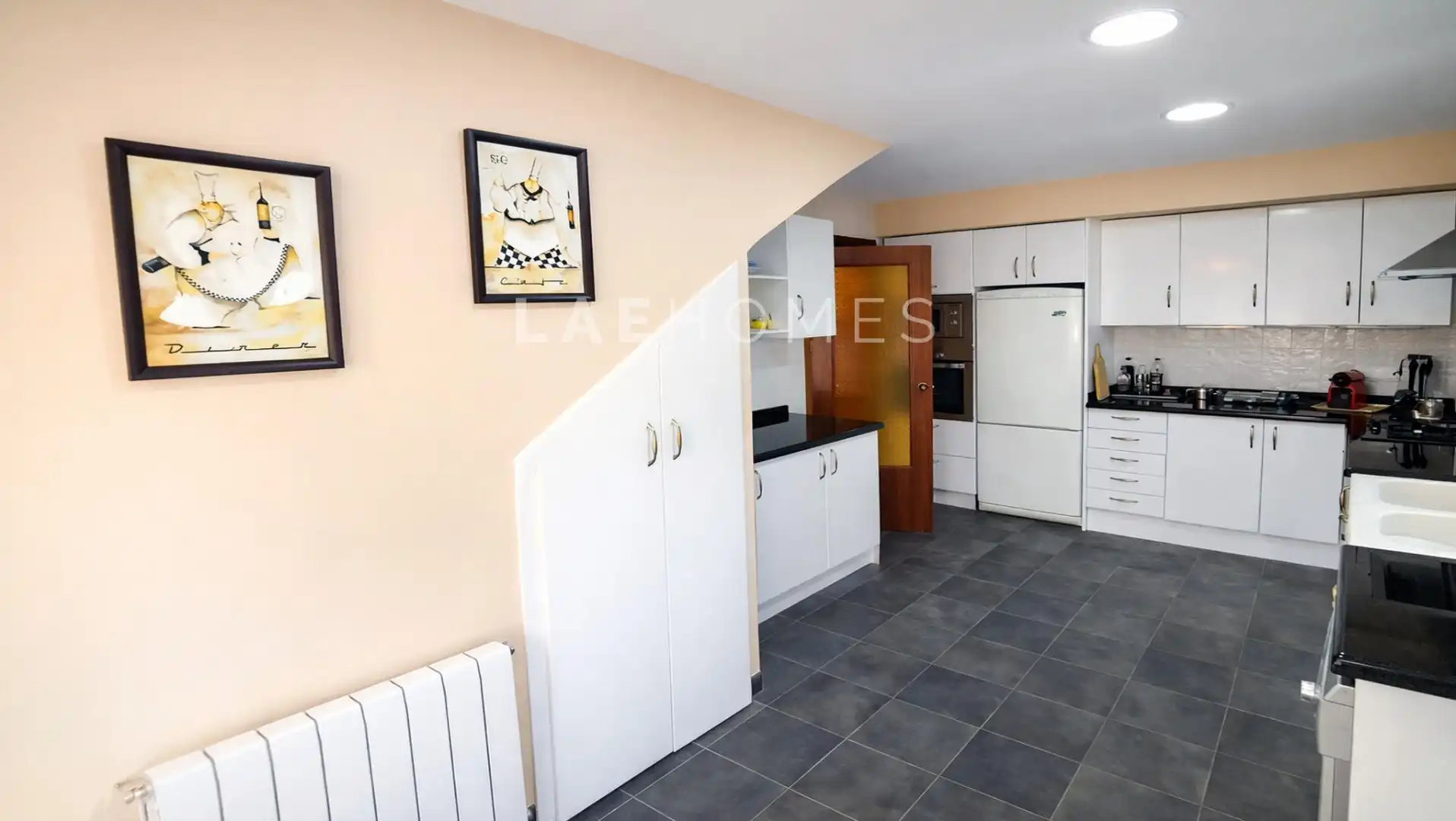 Villa con piscina in vendita a L'ESTEPAR, imagen 17
