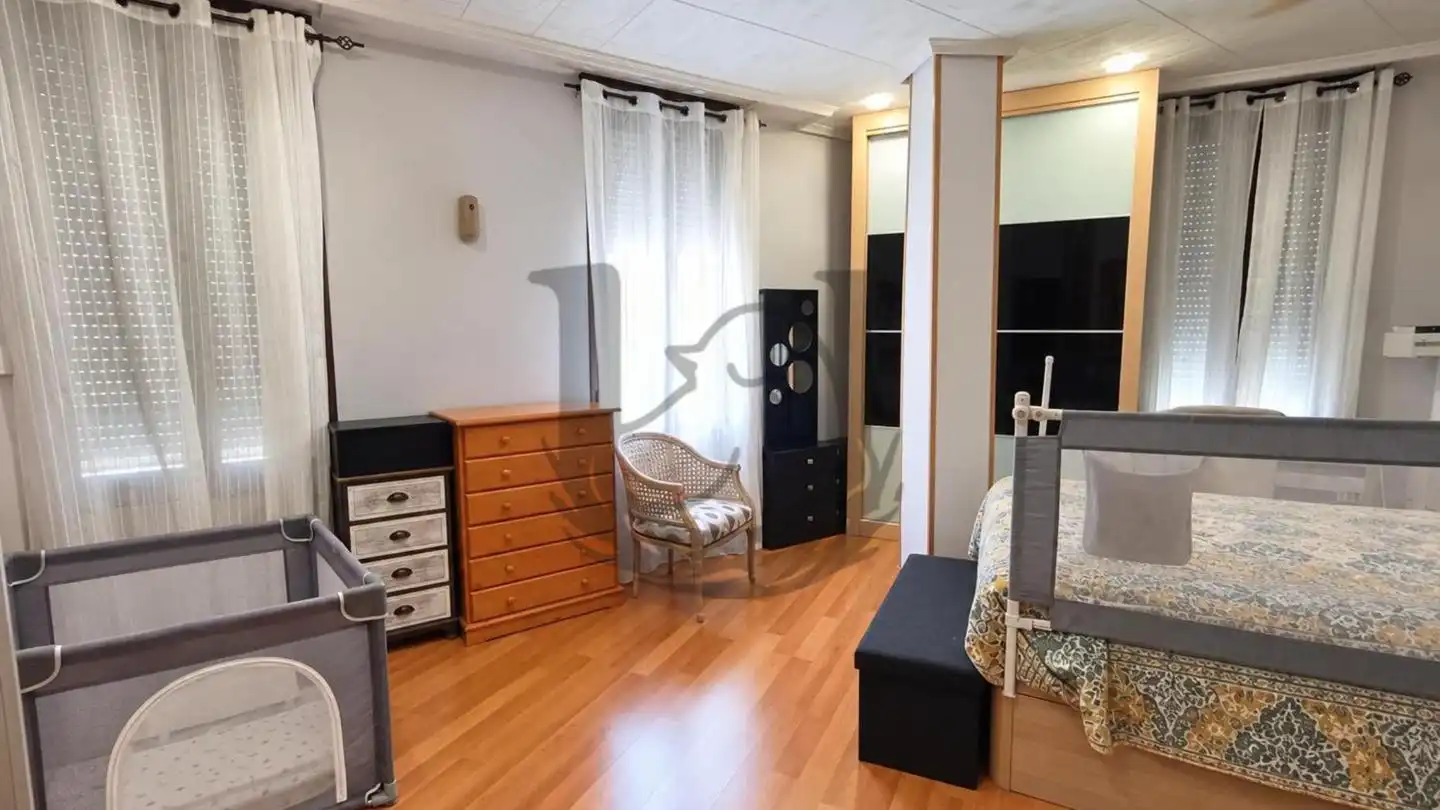Piso con ascensor en venta en Extramurs, imagen 7